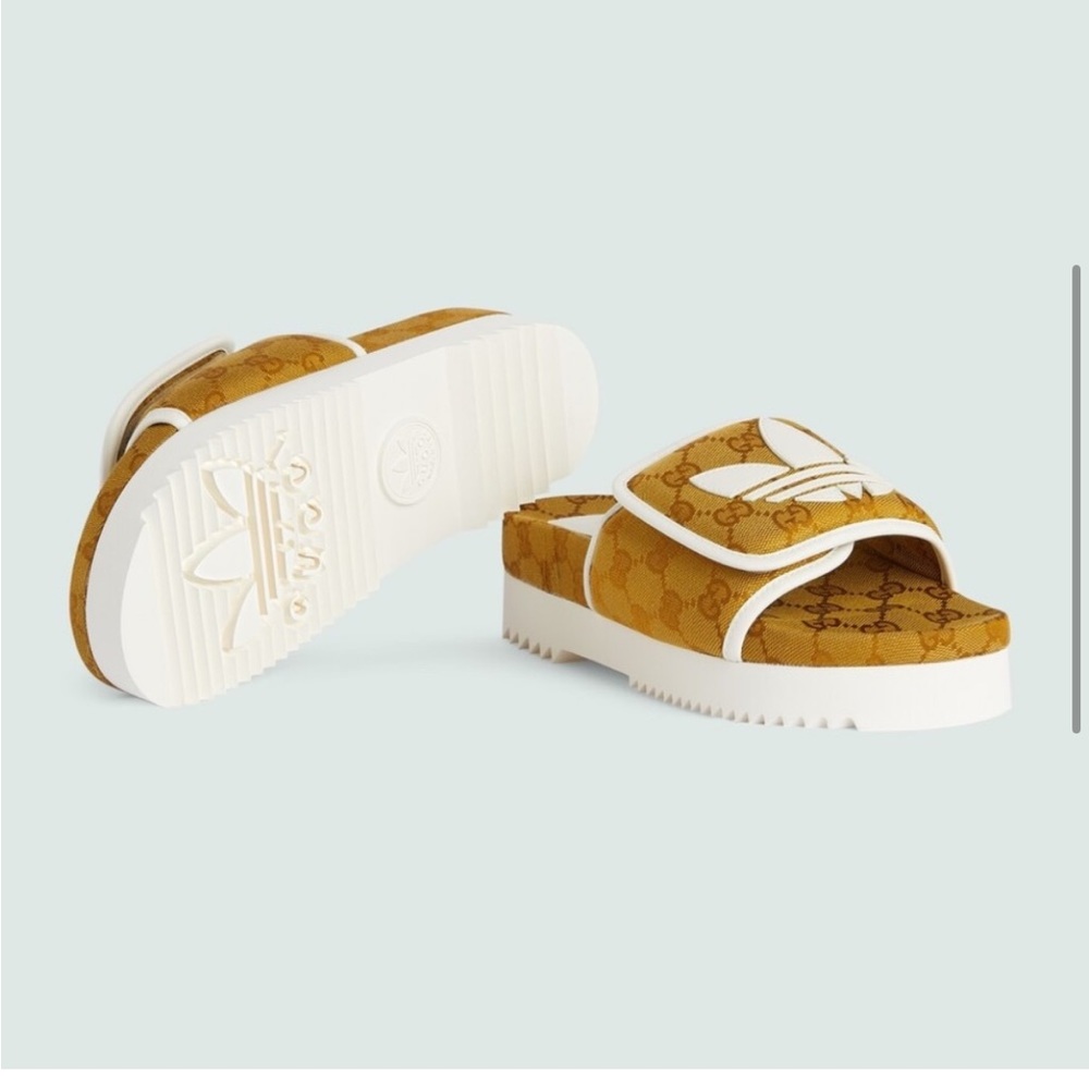Gucci x Adidas slide - NWT - size men’s 9 fits women’s 10 - Picture 3 of 11